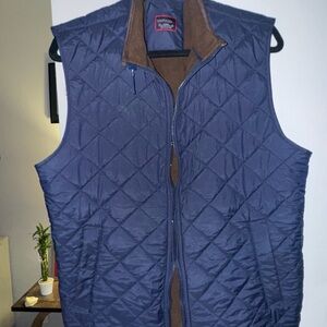 UNTUCKit Blue and Brown Quilted Vest